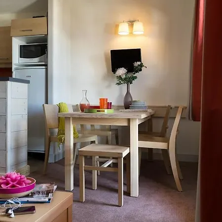 Pierre & Plagne Lauze Lägenhetshotell 3*