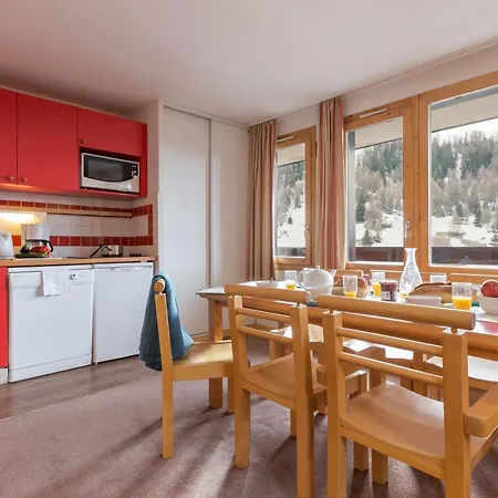 Pierre & Plagne Lauze Lägenhetshotell 3*