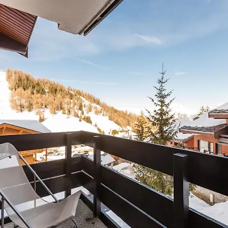 Pierre & Plagne Lauze 3*