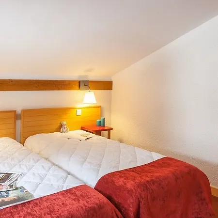 Pierre & Plagne Lauze Hotel apartamentowy 3*