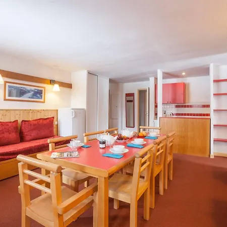 Hotel apartamentowy Pierre & Plagne Lauze 3*